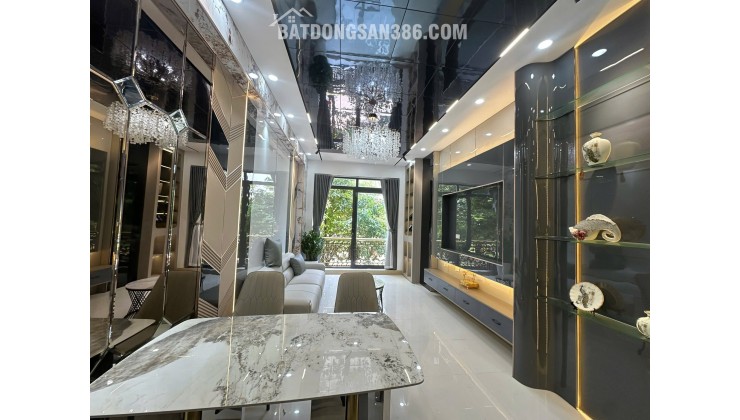 Mặt phố kinh doanh Kim Giang, DT 45m2, 5 tầng giá 18 tỷ.